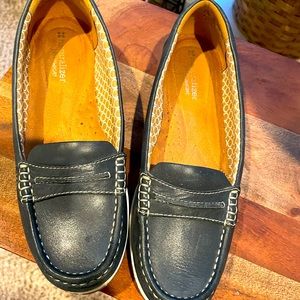 Naturalizer hand finished leather Navy blue 7.5